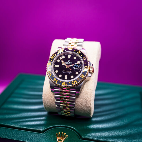 Win this Rolex Submariner Date 116613LN - Image 6